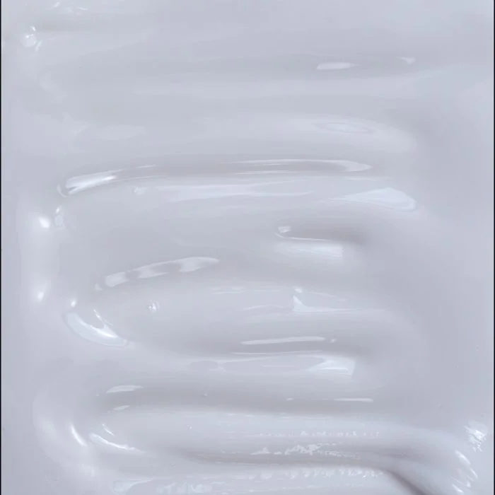 Applicazione di Master Fiber Builder White 15 ml