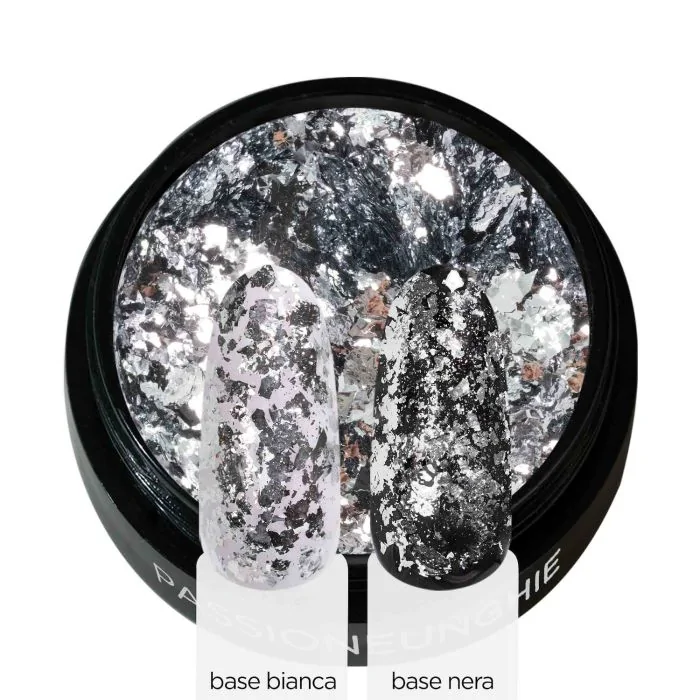 Silver Flakes - Silver nail art glitter flakes