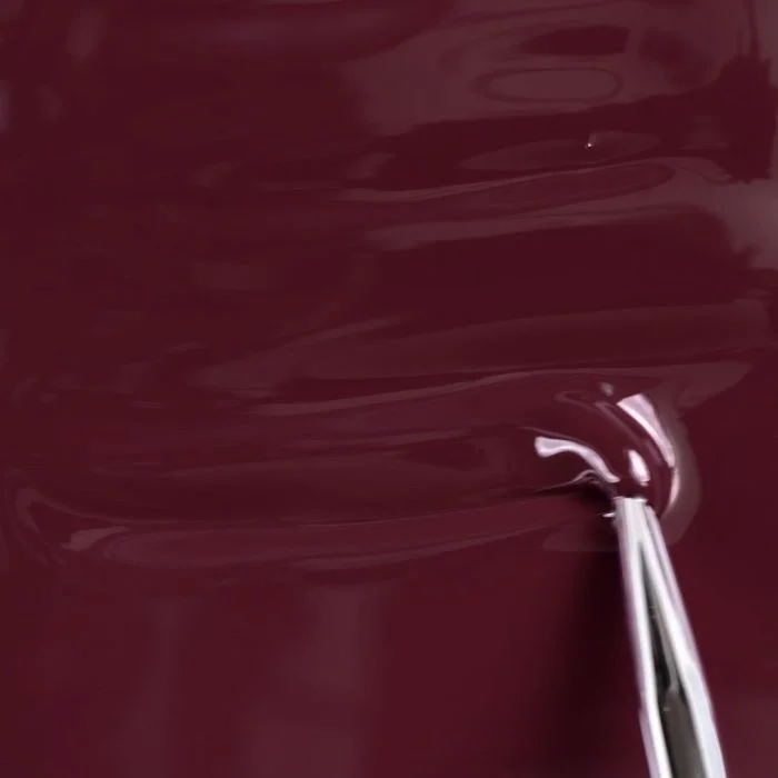 Application de Vernis semi-permanent SP845 Purple Red