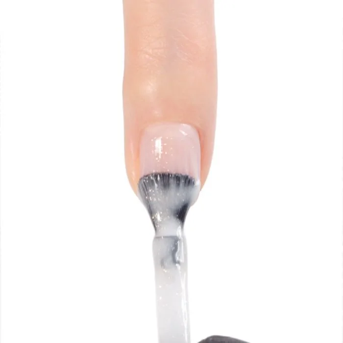 Application de Vernis semi-permanent SP576 Almond Granita