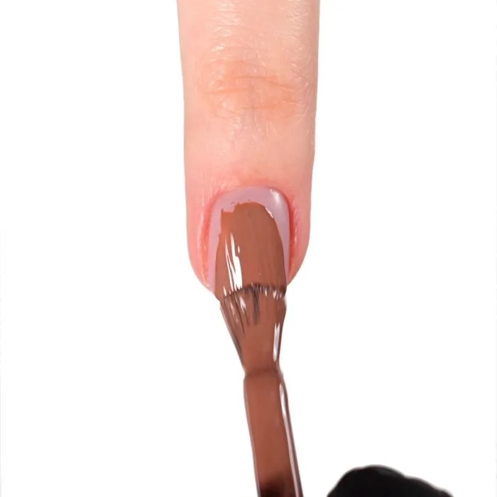 Application of Gel Nail Polish SP592 Cocoa