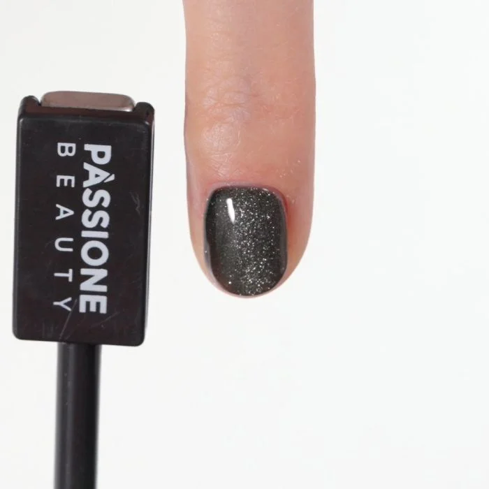 Application de Vernis semi-permanent SP841 Shadow Cat Eye