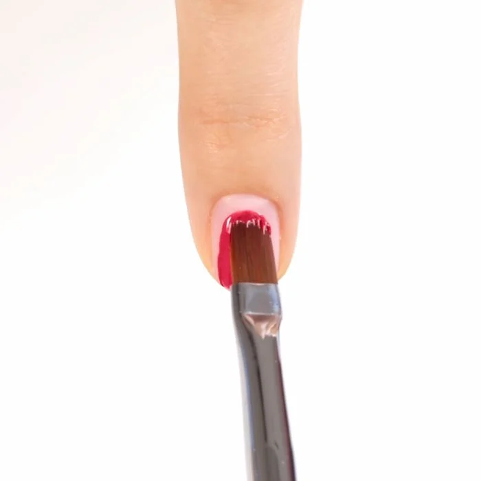 Applicazione di Gel color F37 Imperial Red