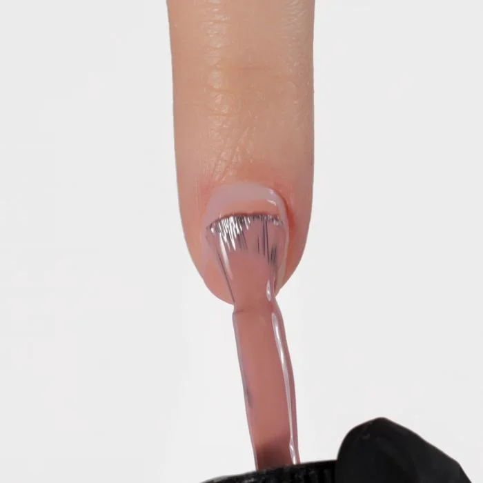 Applicazione di Smalto semipermanente SP44 Queen