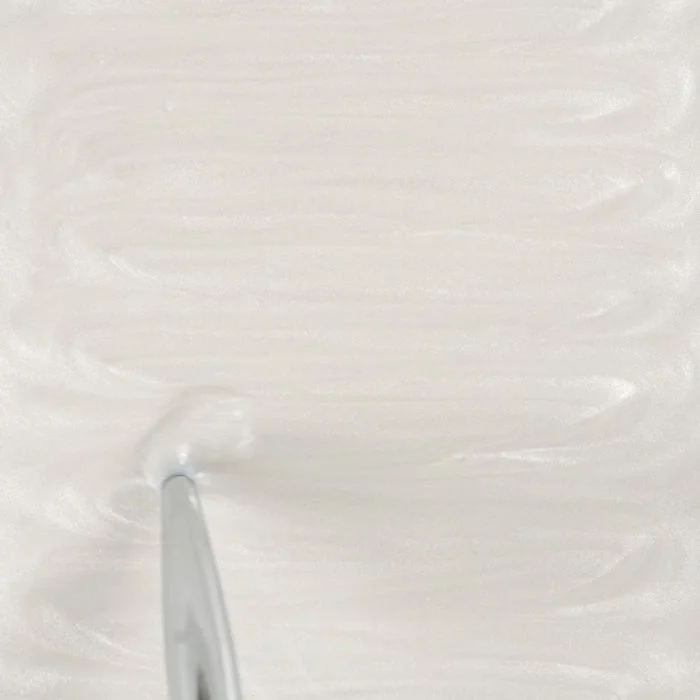 Anwendung von UV Nagellack SNM4 White Metal
