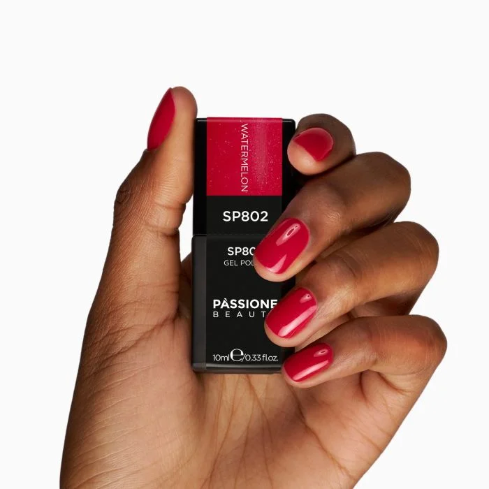 Esmalte semipermanente SP802 Watermelon - Esmalte semipermanente rojo fresa con finísimos micro-brillos - detalle 3