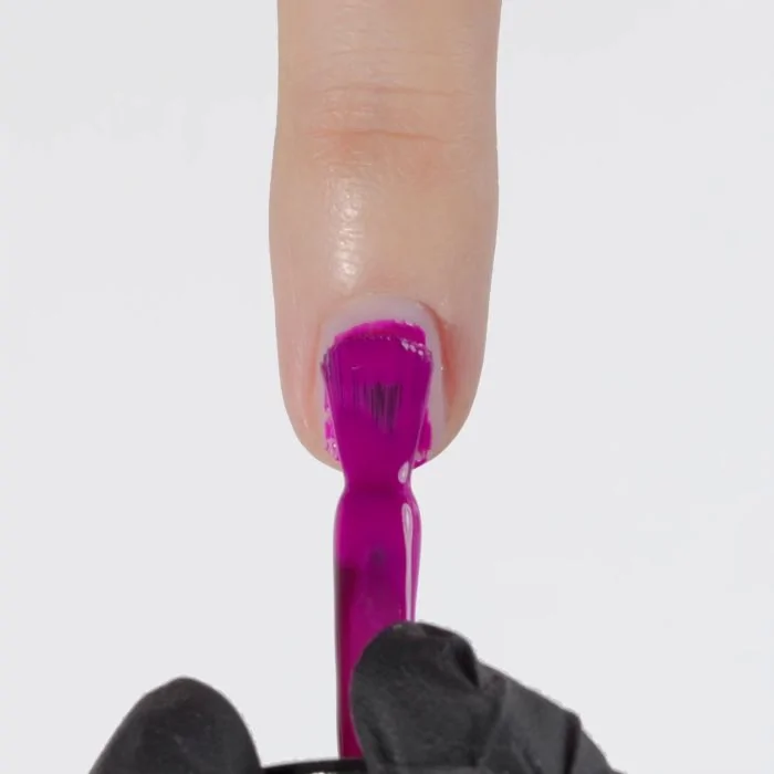 Applicazione di Smalto semipermanente SP800 Exotic Purple