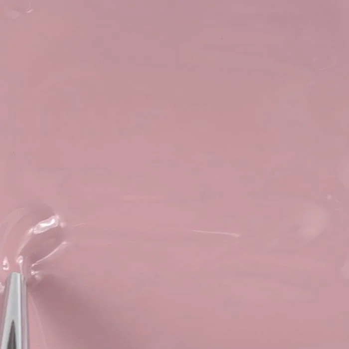 Aplicación de Esmalte semipermanente SP763 Blushy Mauve