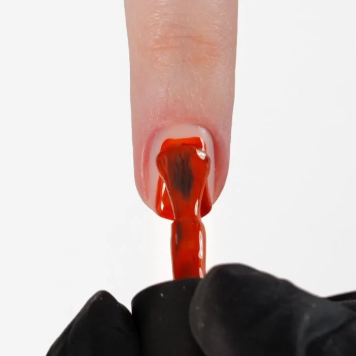 Application of Gel Nail Polish GPC14 Red Valentino 