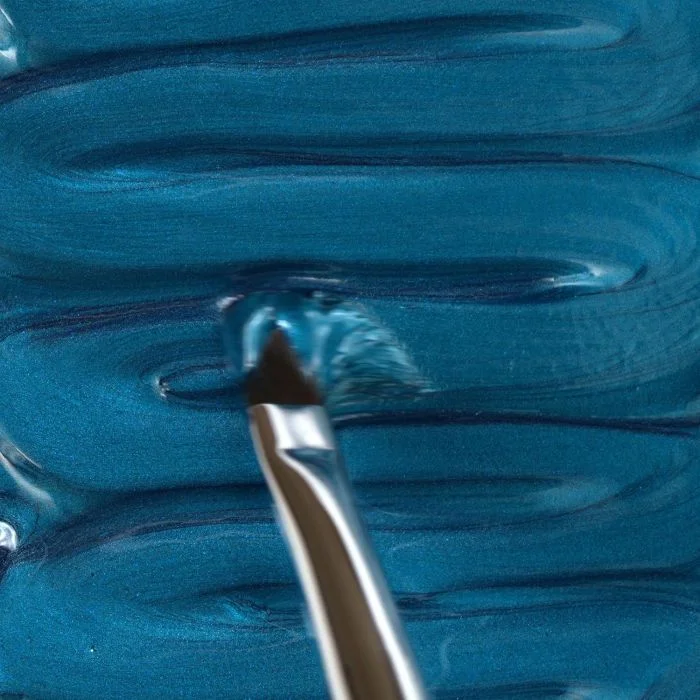 Application of Gel colour A920 Magic Blue