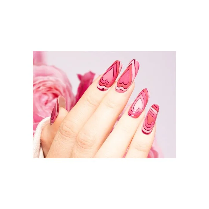 Geometric V Day Nails | Uñas de San Valentín con corazones