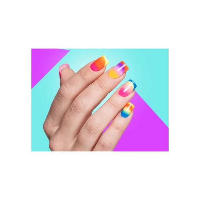 Rainbow nails | Uñas arcoíris