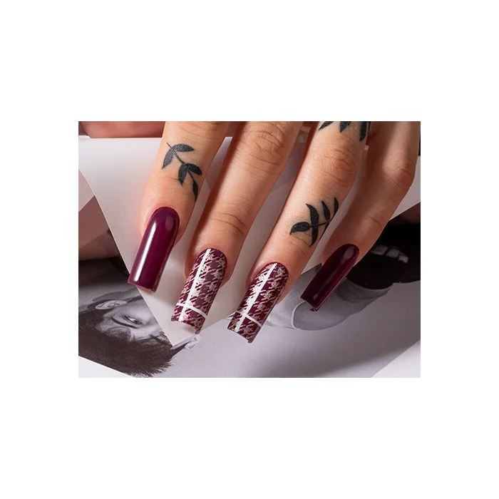 Winterliche Nailart