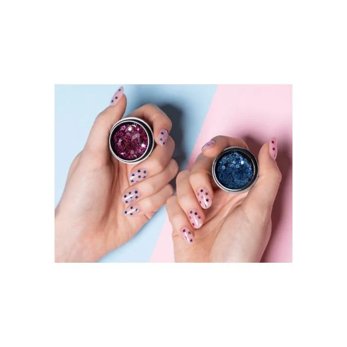 Metallic Stars Nail Art