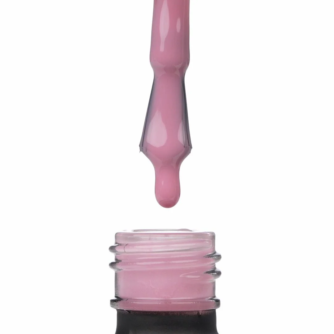 Application of HD Base Pink 15 ml