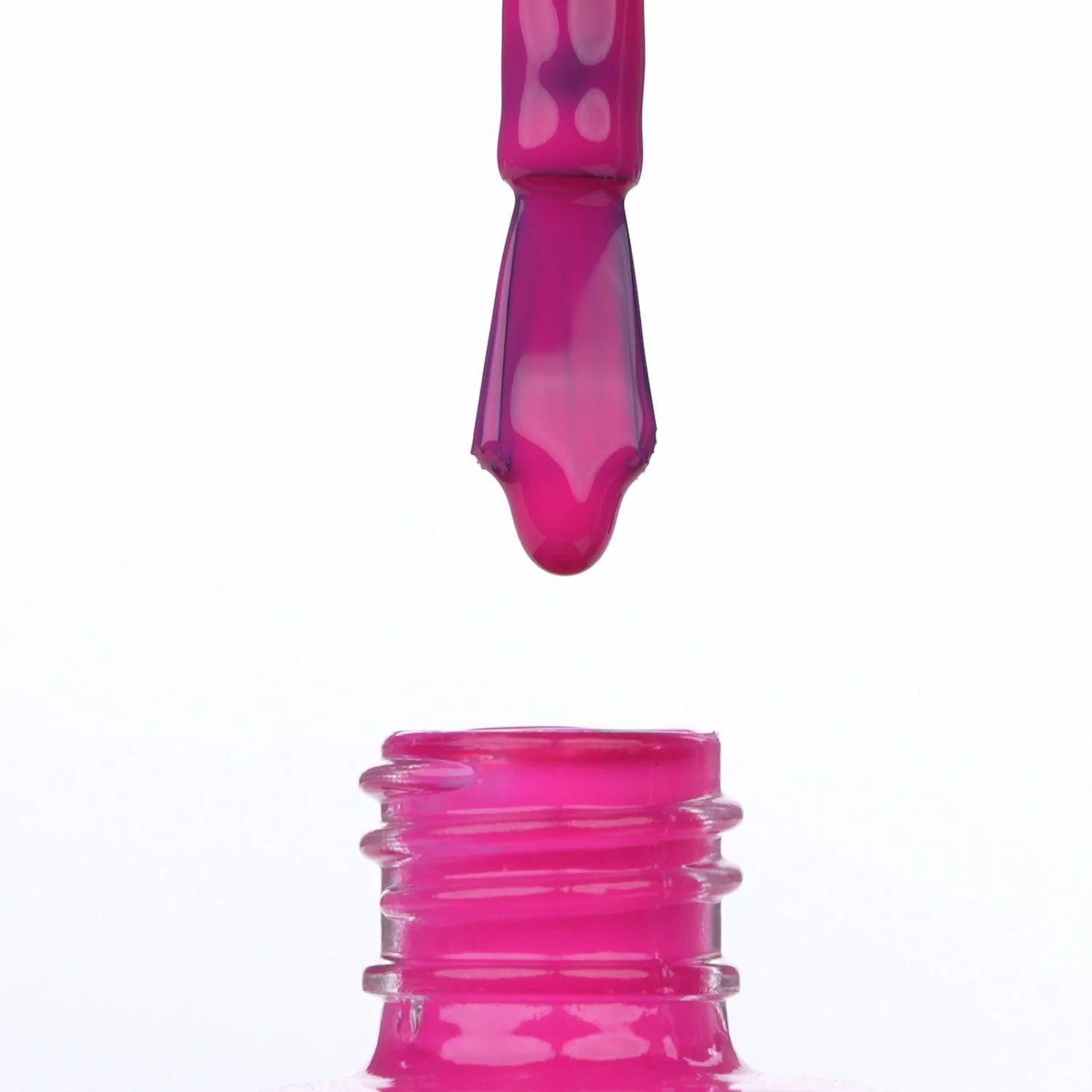 Application de Vernis NP798 Pink Paradise