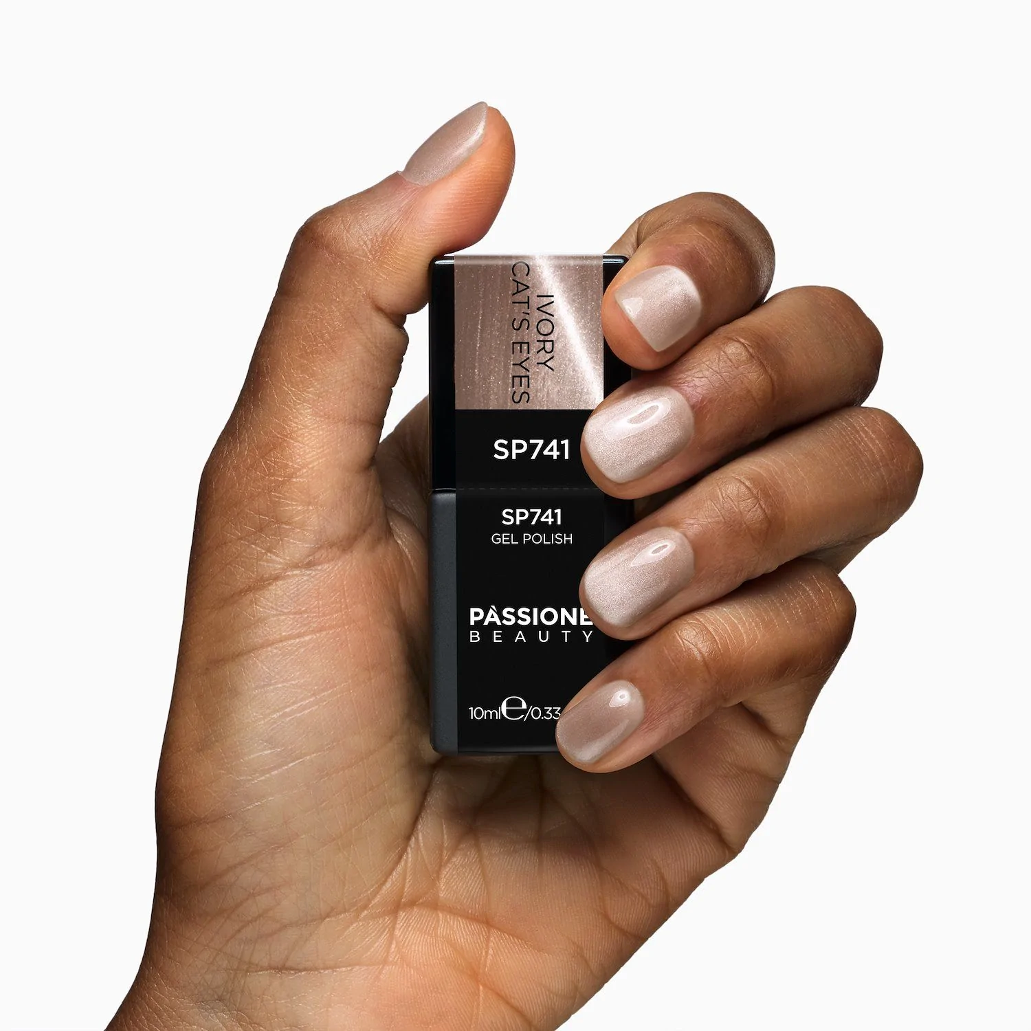 Gel Nail Polish SP741 Ivory Cat Eye - Ivory Beige Gel Polish with Cat Eye Effect - detail 1