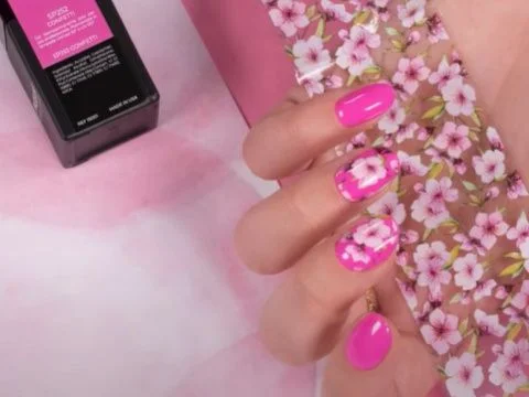 Flower Girl | Unghie decorate con fiori