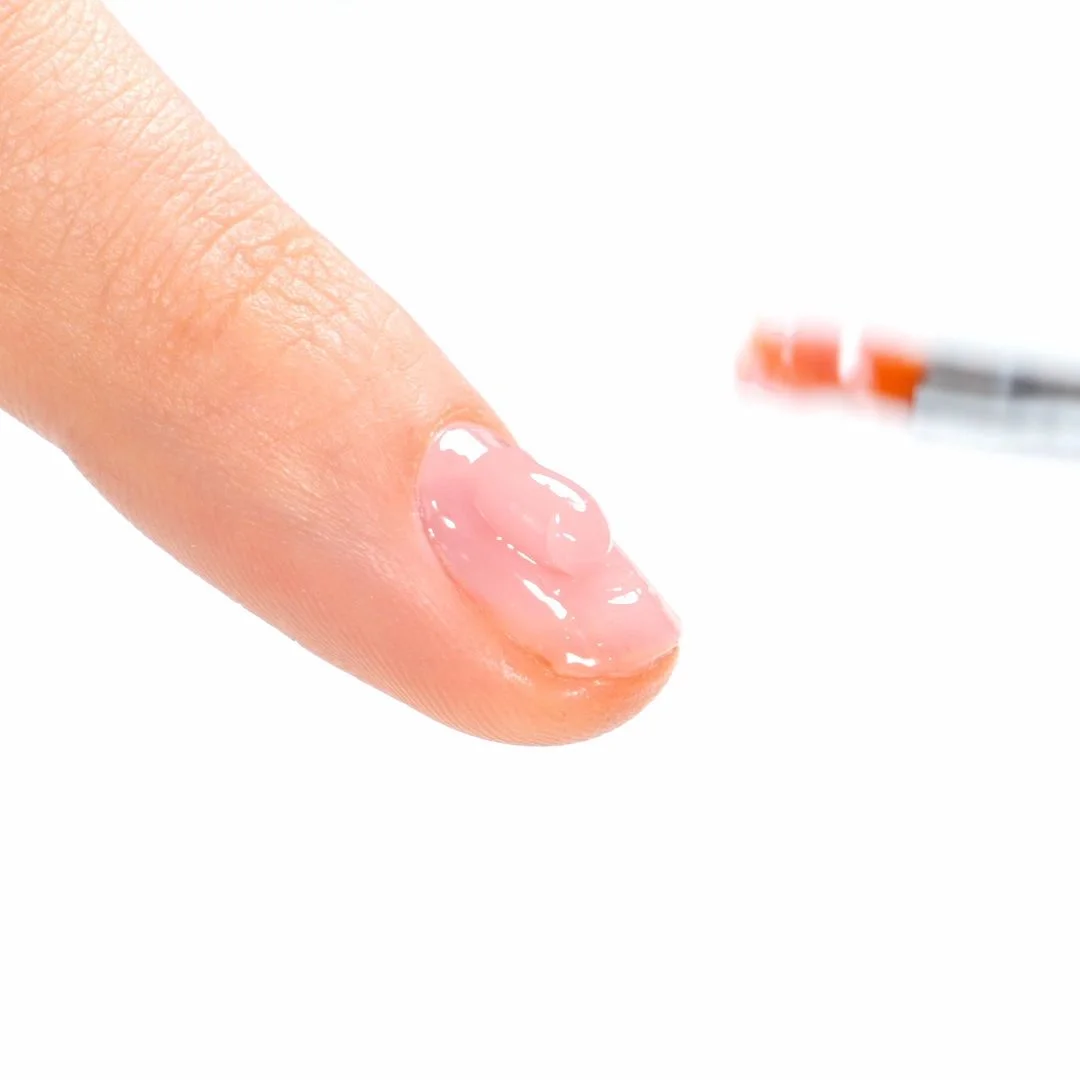 Application of Pinky Builder 50 ml