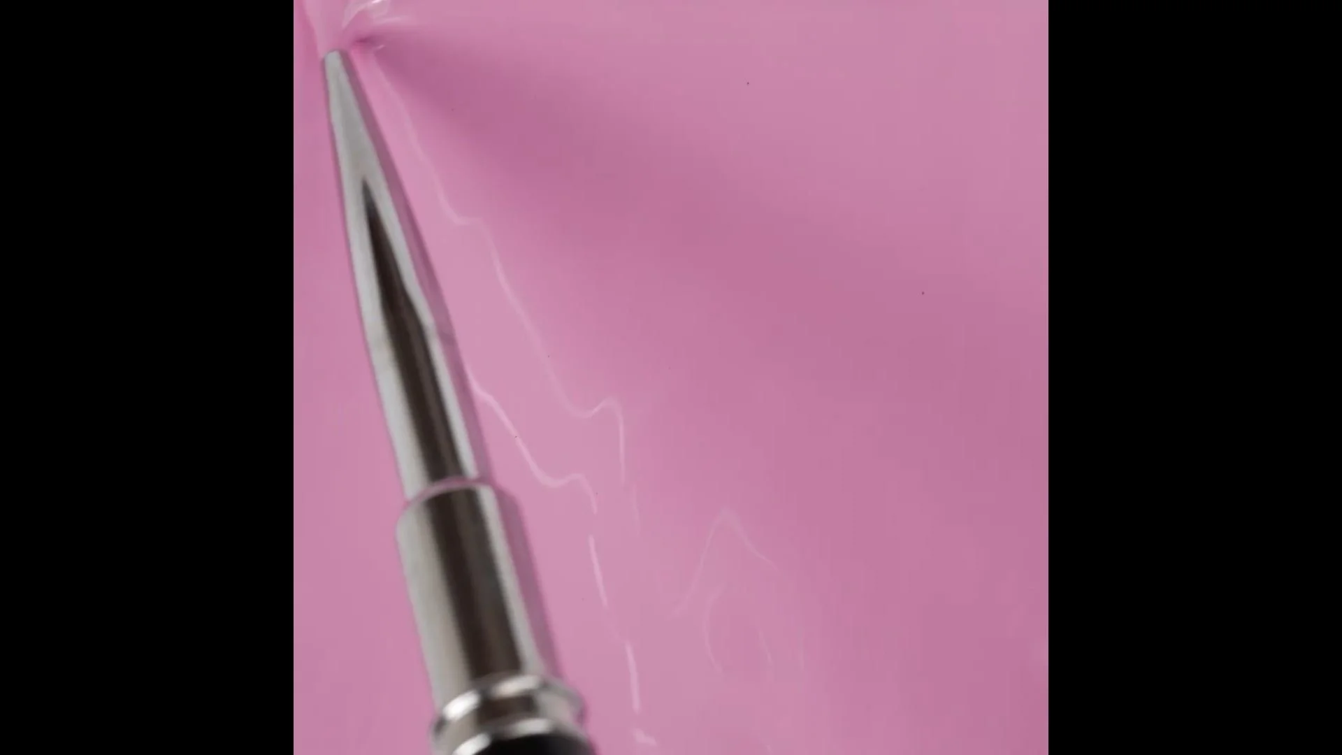 Application of Gel Nail Polish SP10 Rosy