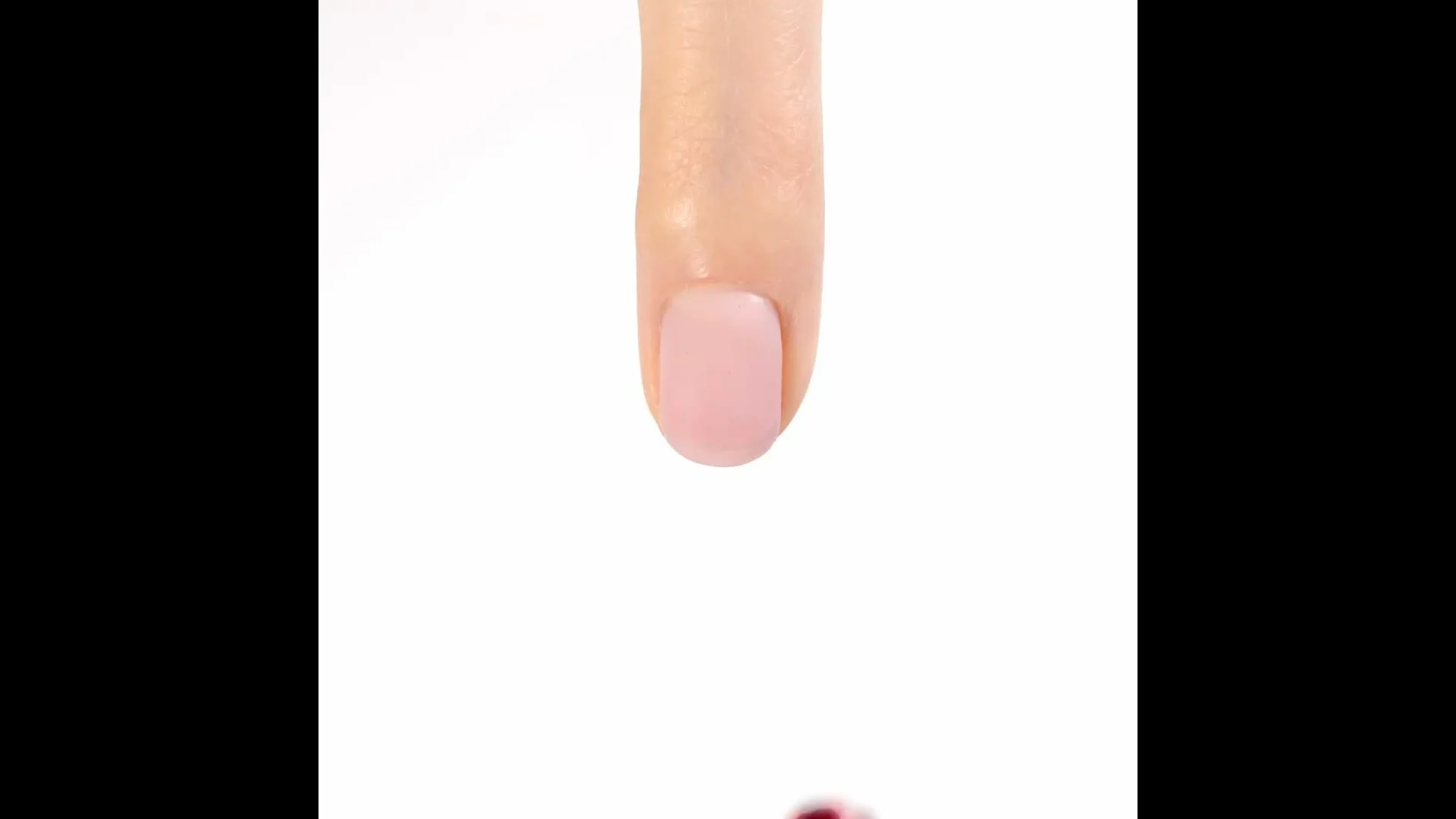 Application de Vernis semi-permanent SP147 Spicy Red