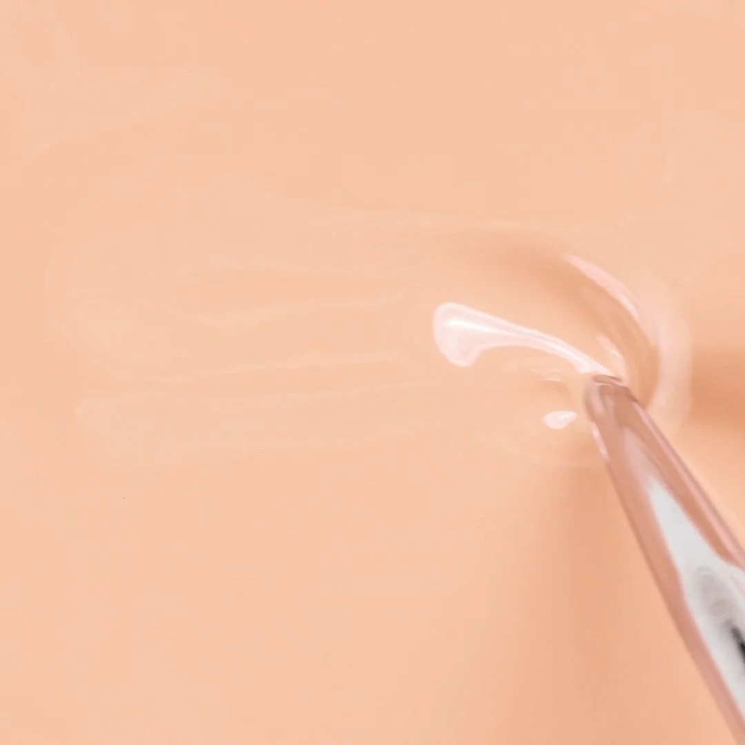 Anwendung von UV Nagellack SNA122 Cookie