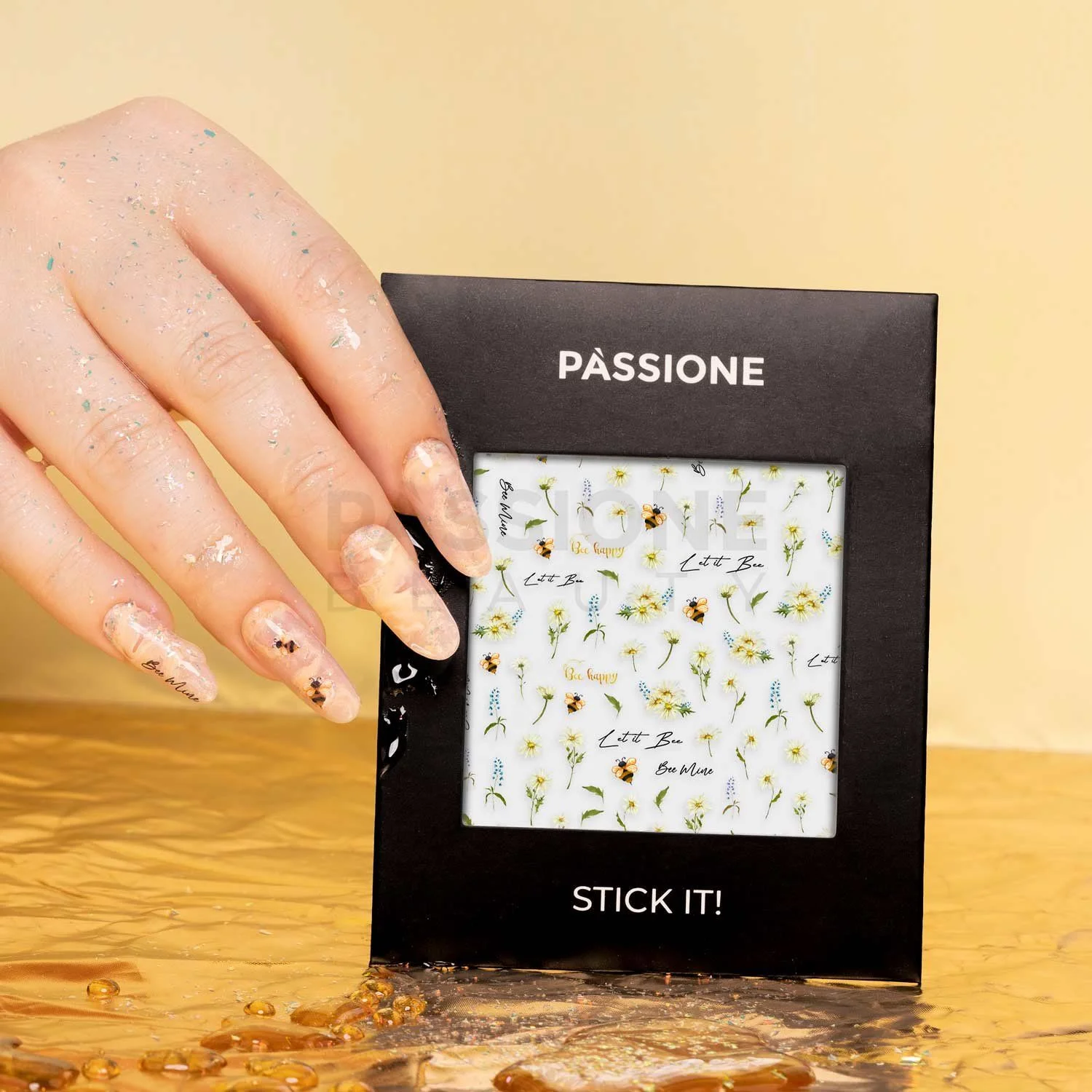 Let it Bee - Nail Stickers - Nail art stickers with flowers, bees and lettering - detail 2