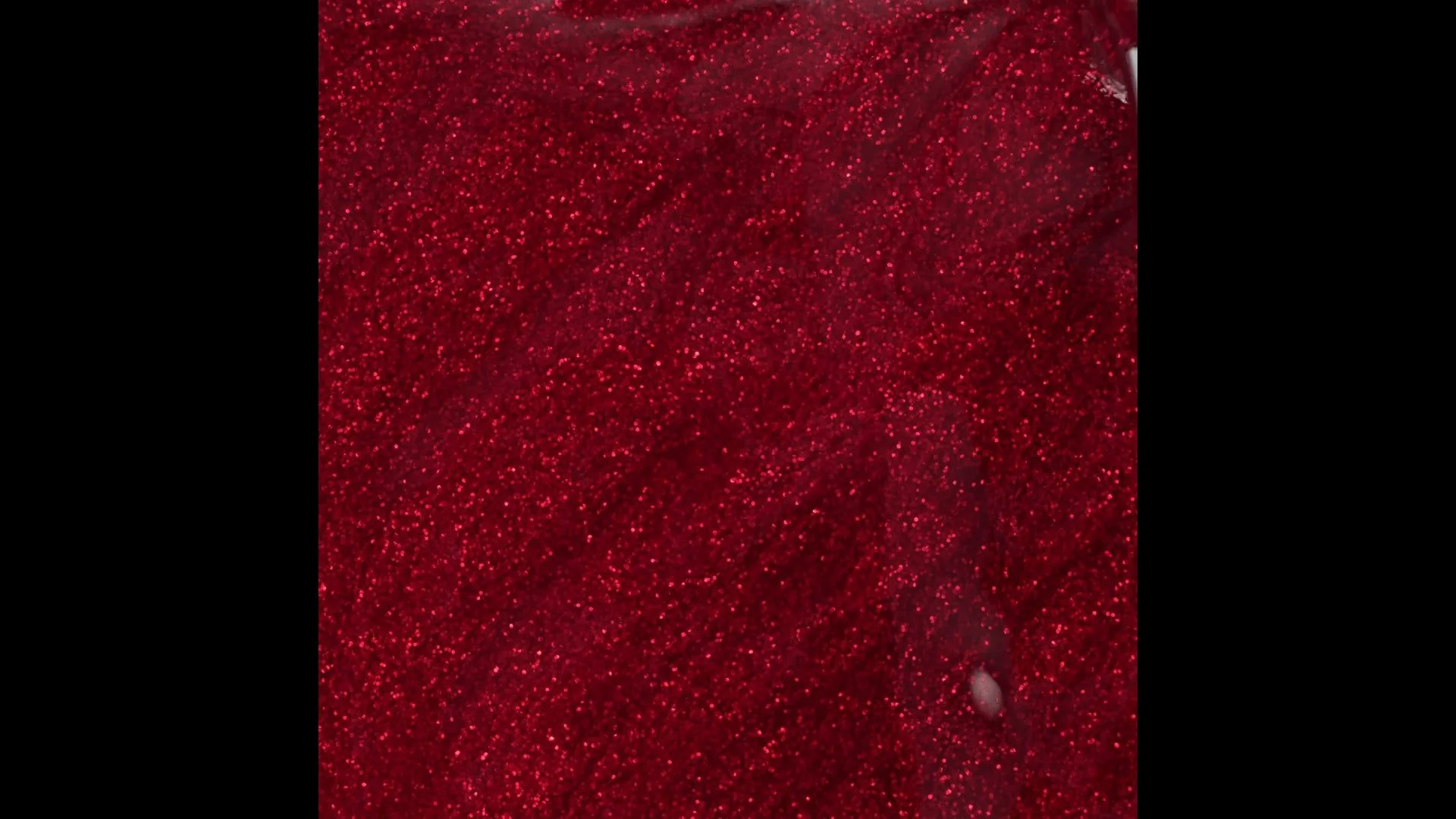 Application de Vernis semi-permanent SP147 Spicy Red