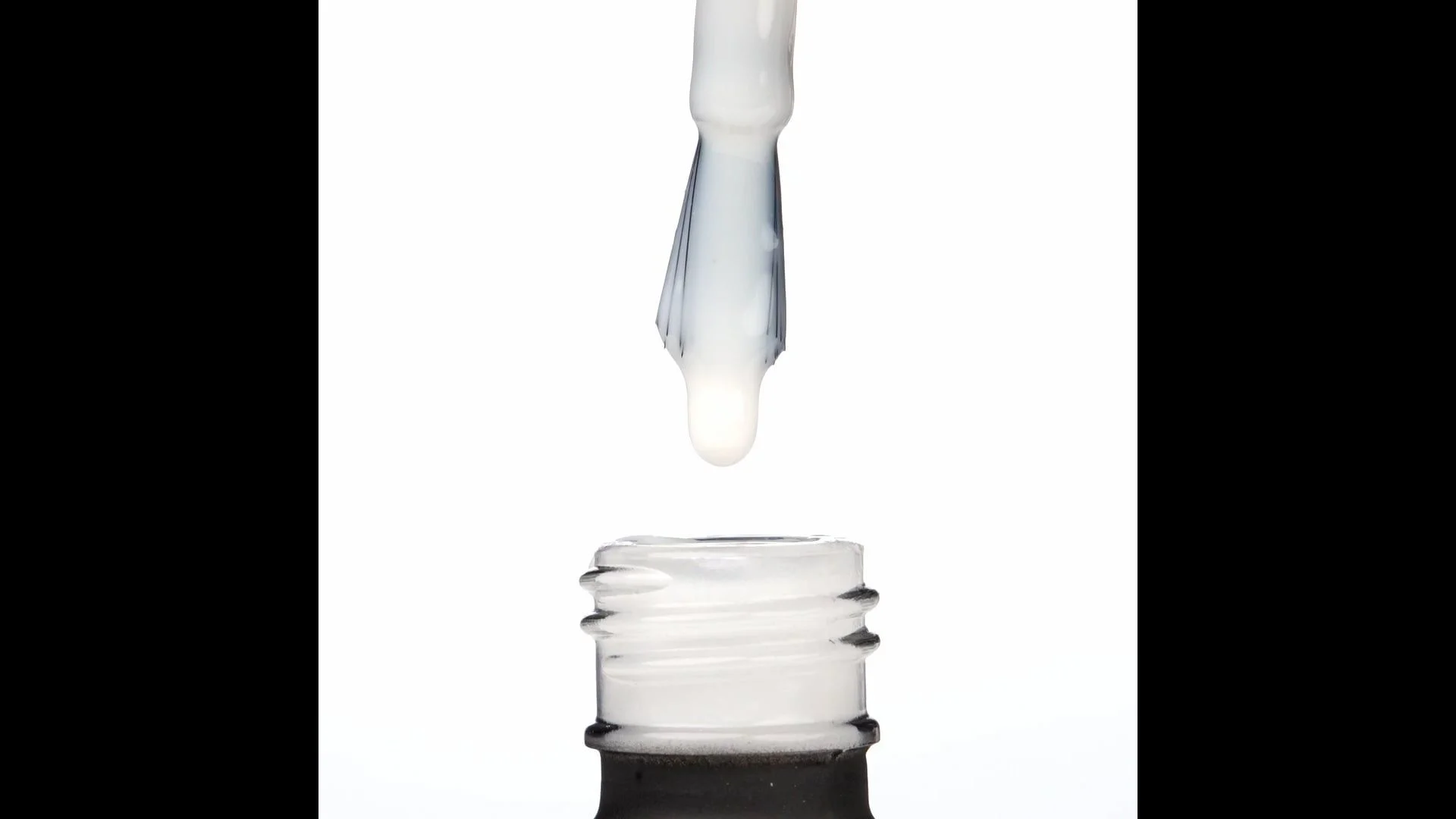 Applicazione di HD Fiber Base White 15 ml