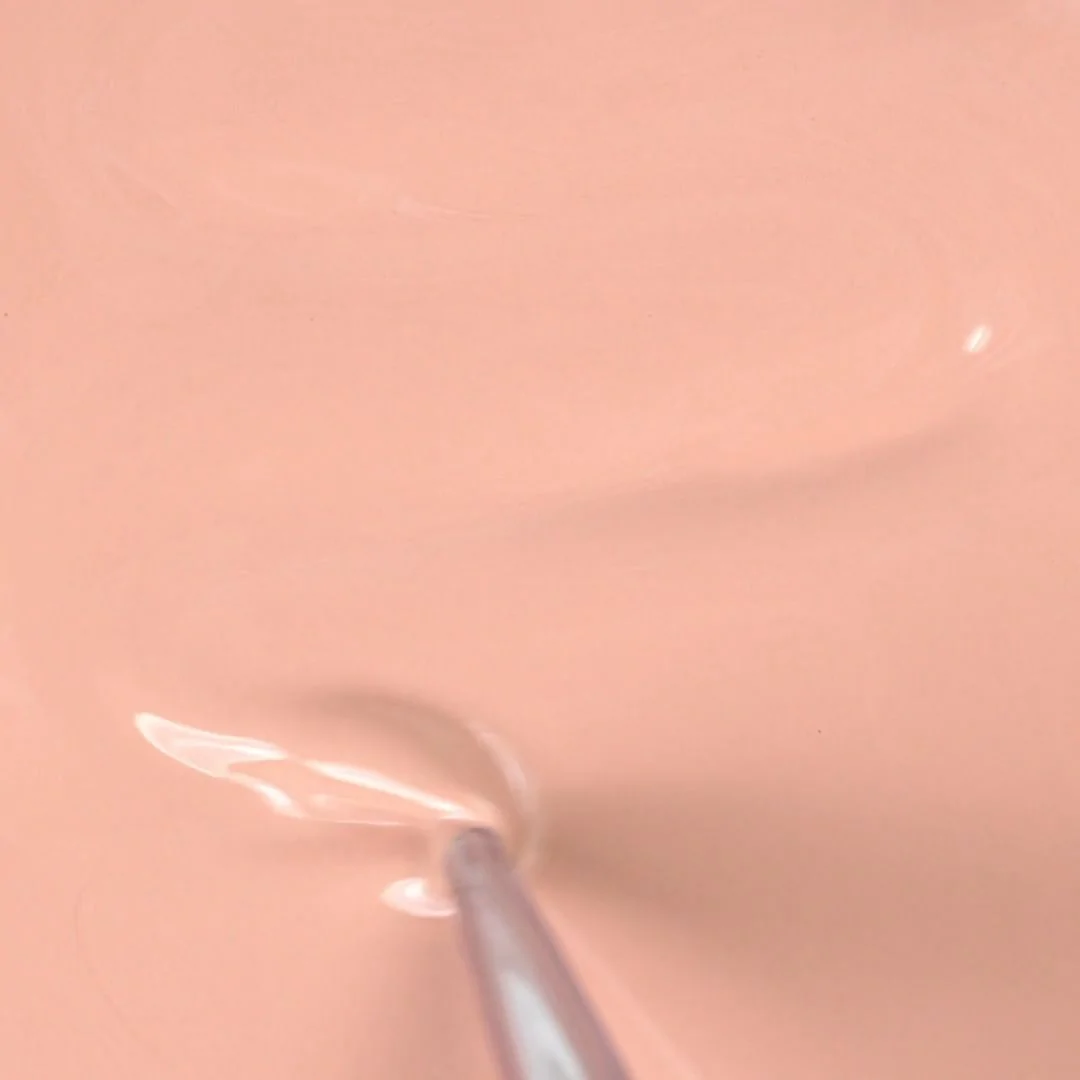 Anwendung von UV Nagellack SP599 Doll Blush