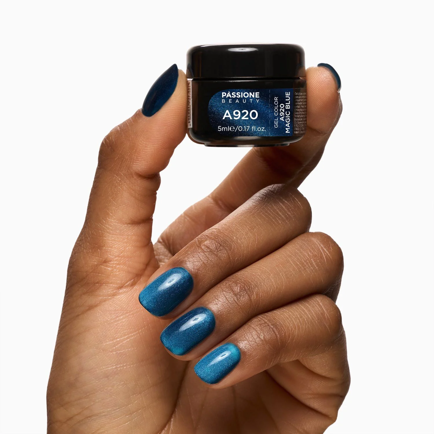 Gel colour A920 Magic Blue - Blue Cat's Eyes Gel Colour with microglitters - detail 3