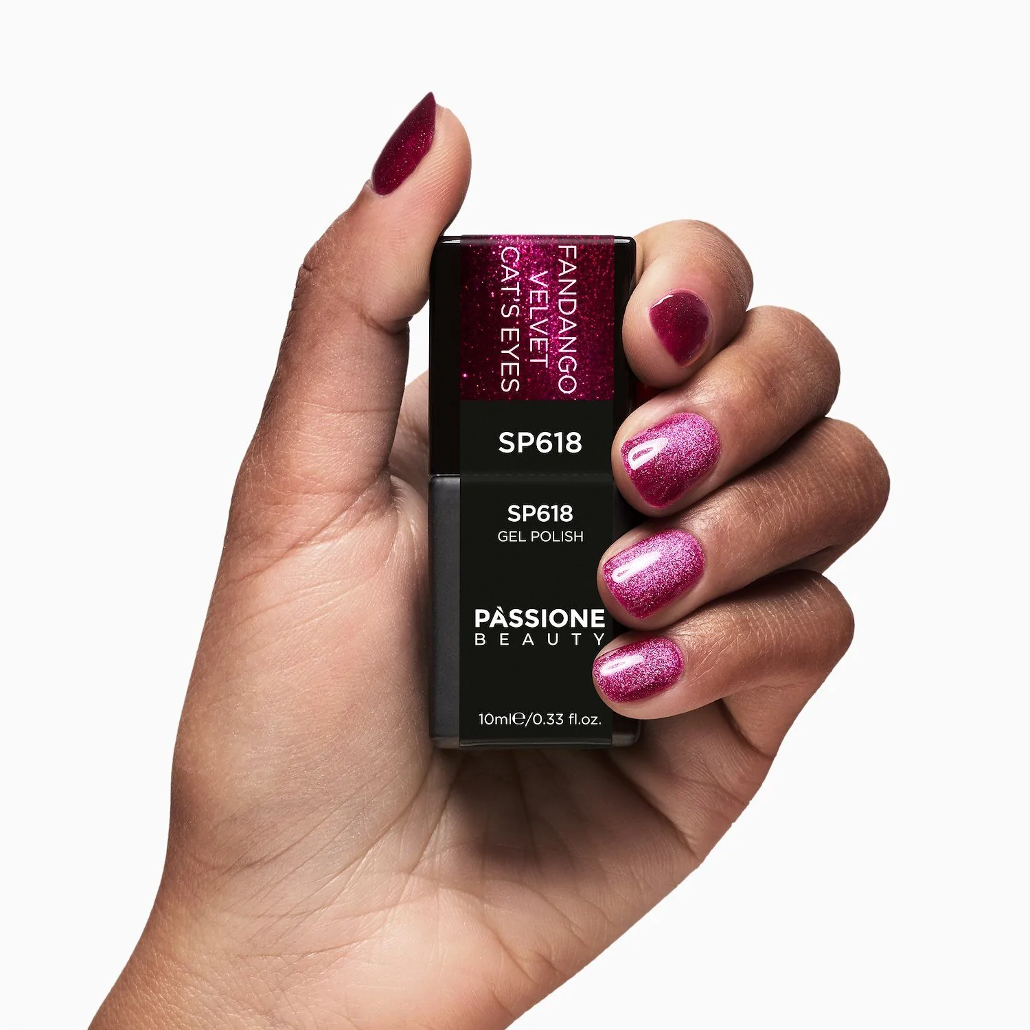 Gel Nail Polish SP618 Fandango Velvet Cat Eye - Dark Fuchsia Gel Polish with Cat Eye Effect - detail 2