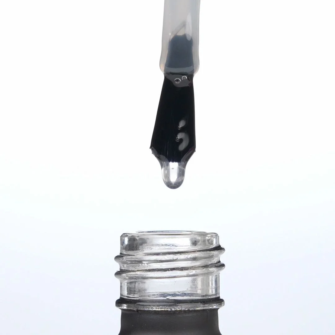 Aplicarea Master Gloss High Viscosity 15 ml