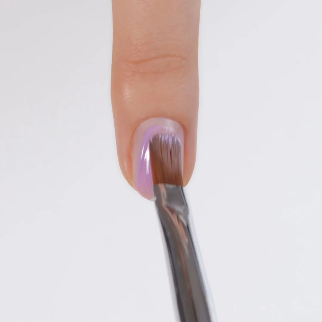 Application de Gel Couleur C122 Crocus Petal