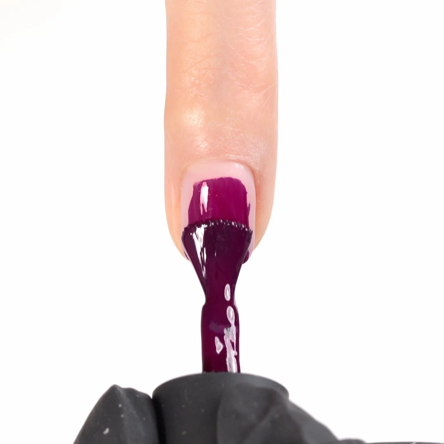 Application of Gel Nail Polish GPA129 Perfect 