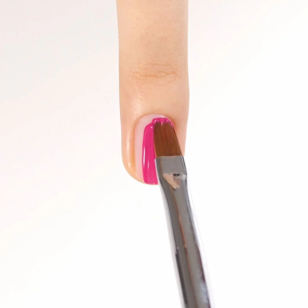 Aplicación de Gel Color C90 Cyclamen