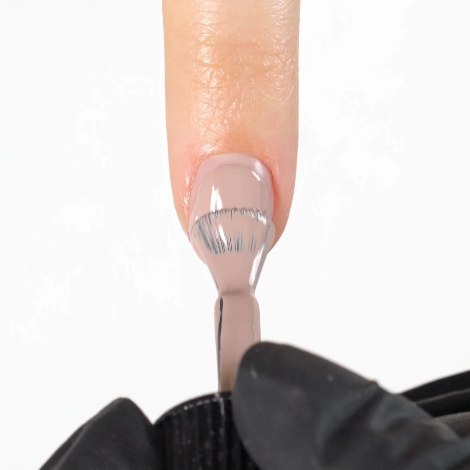 Application of Gel Nail Polish SP596 Soft Almond