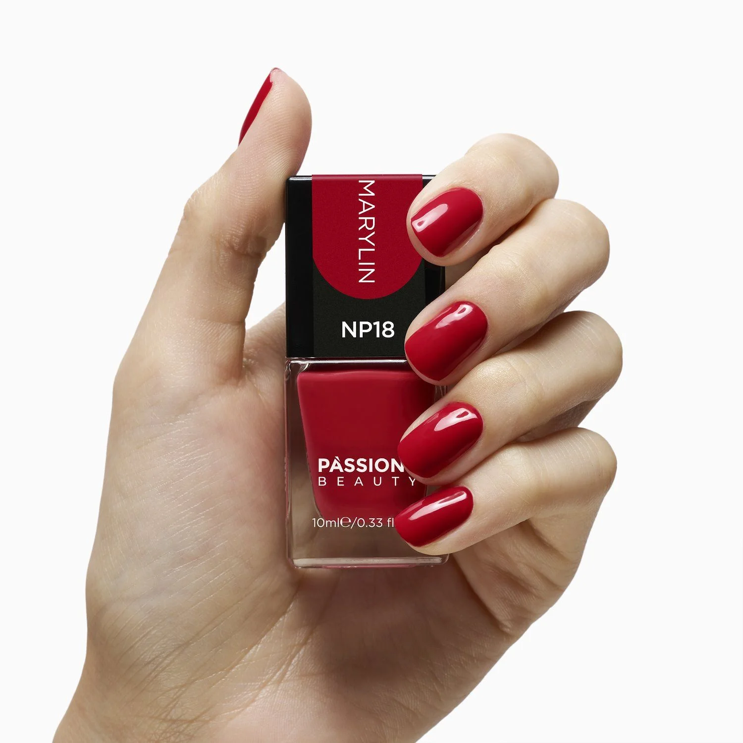 Nail Lacquer NP18 Marilyn - Red nail lacquer - detail 2