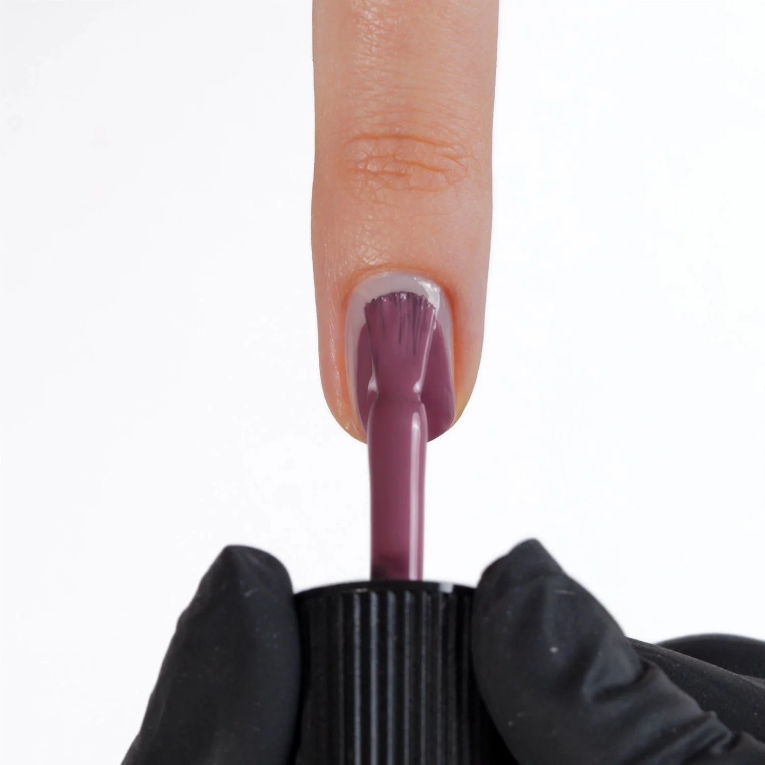 Anwendung von Nagellack NP144 Must
