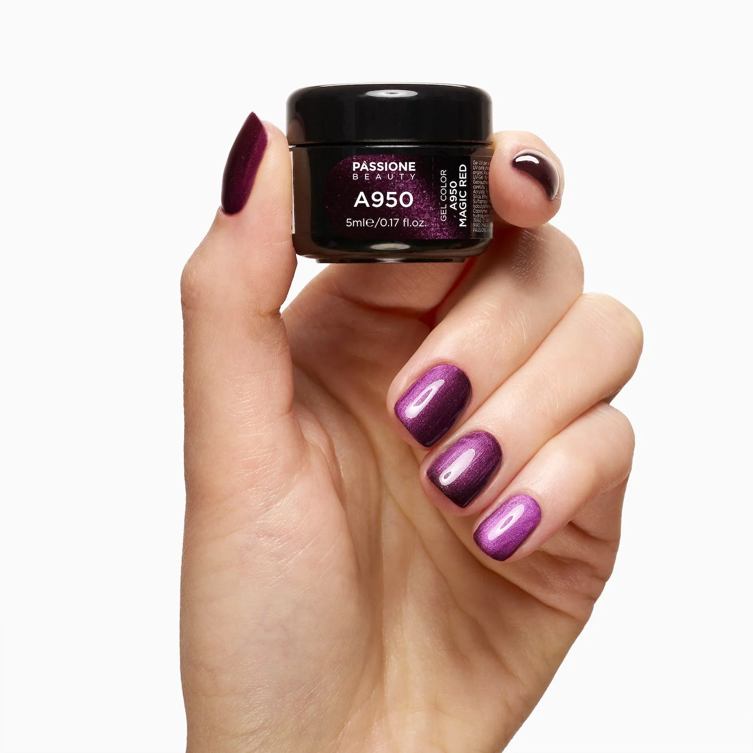 Gel color A950 Magic Red - Gel color bordeaux tendente al viola Effetto Cat Eye - dettaglio 2