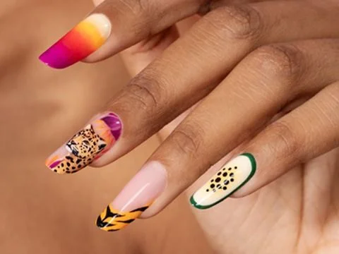 Exotic Paradise | Unghie con micropittura