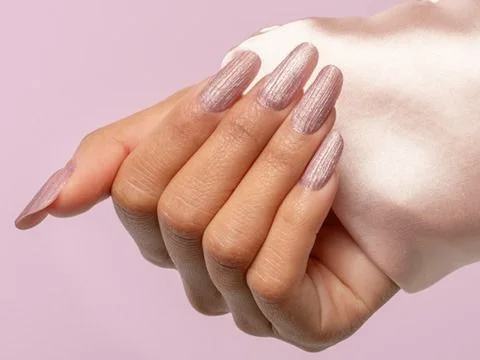 Striped nails | Unghie magnetiche