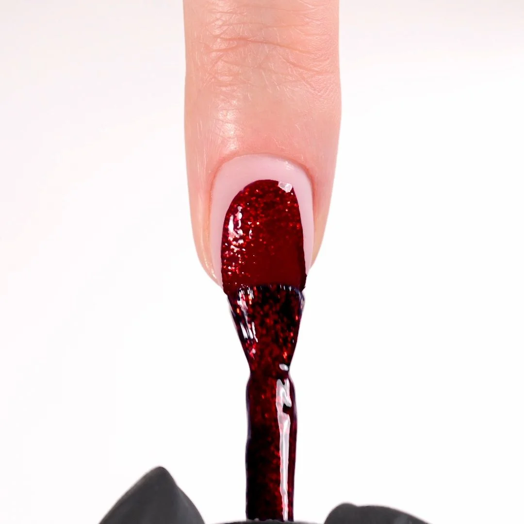 Application of Gel Nail Polish SP623 Sparkling Red