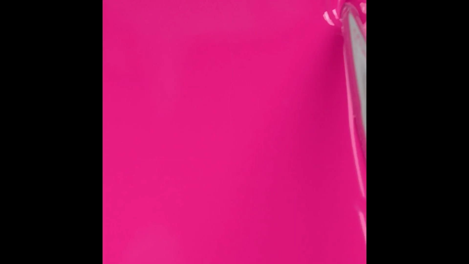 Application de Vernis semi-permanent VS252 Confetti