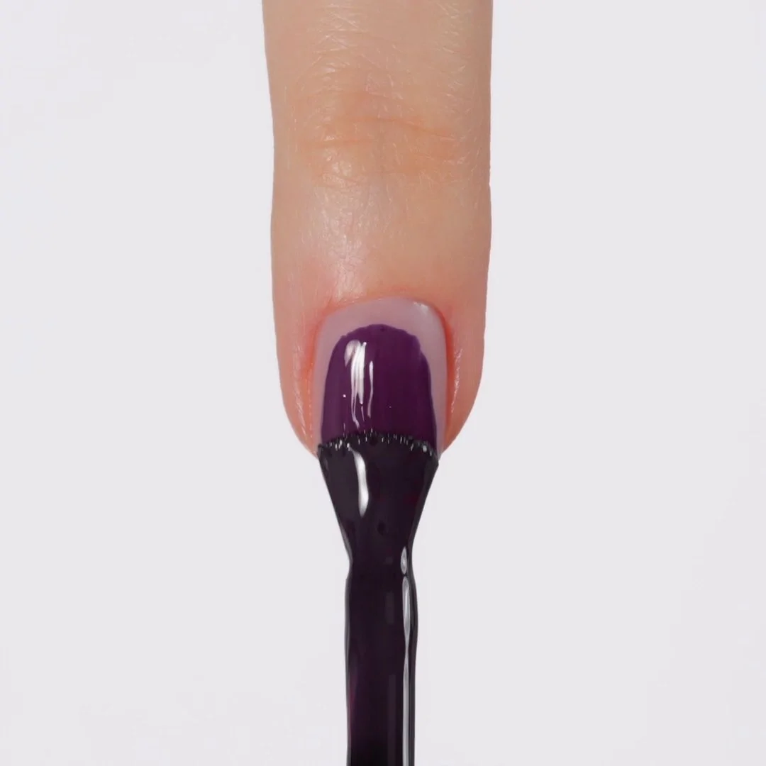 Application of Gel Nail Polish SP13 Twilight