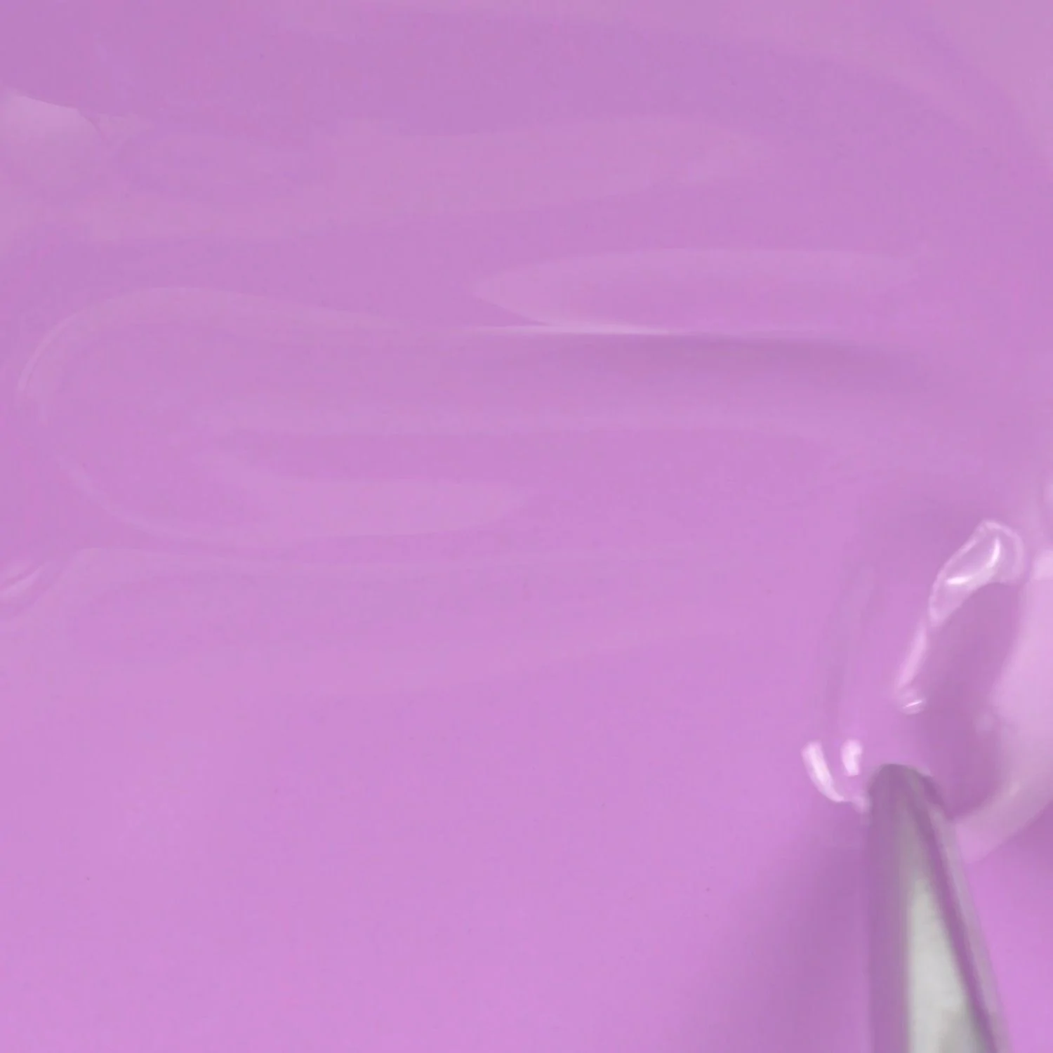 Anwendung von UV Nagellack SP271 Coco Lilac