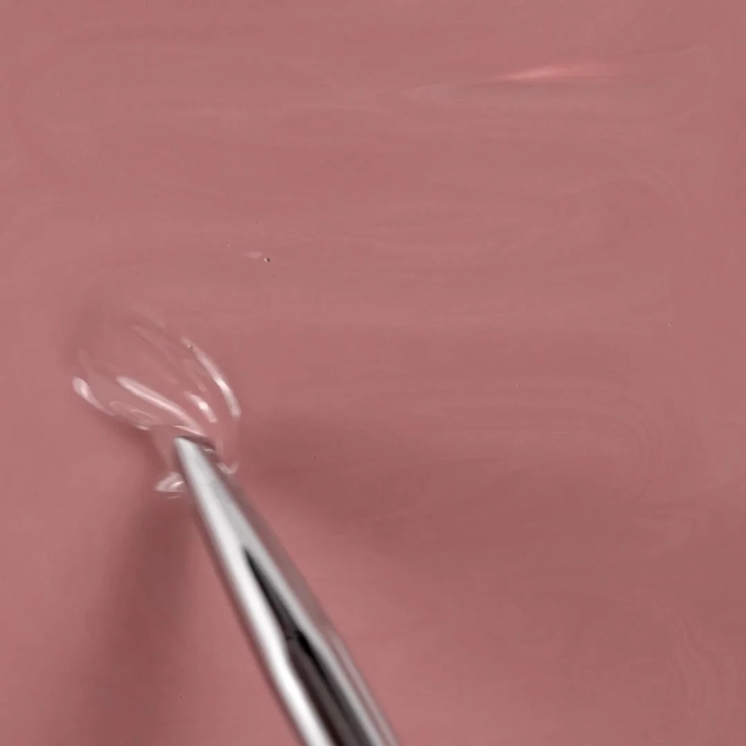 Anwendung von UV Nagellack SP600 Pinky Blush 