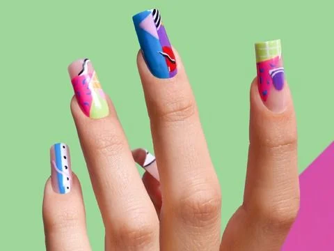 80's Dream | Ongles aux motifs géométriques