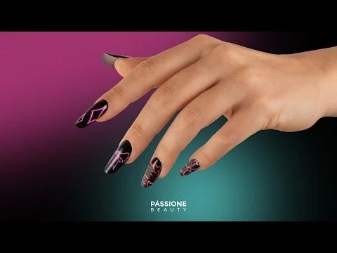 Neon Nails | Luminous nails