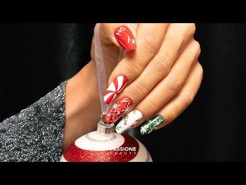 Ho Ho Nails | How to create Christmas nails